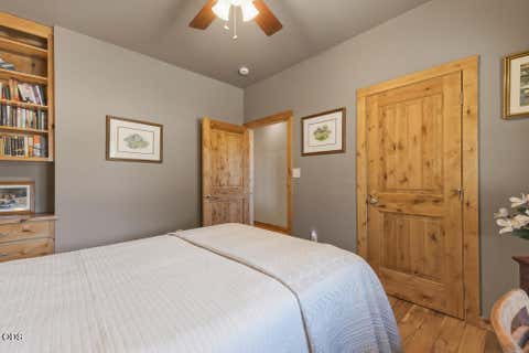 Tiny photo for 23125 Sprague River Road, Sprague River, OR 97639 (MLS # 220224306)