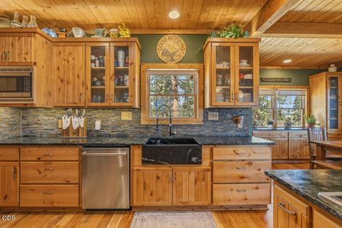 Tiny photo for 23125 Sprague River Road, Sprague River, OR 97639 (MLS # 220224306)