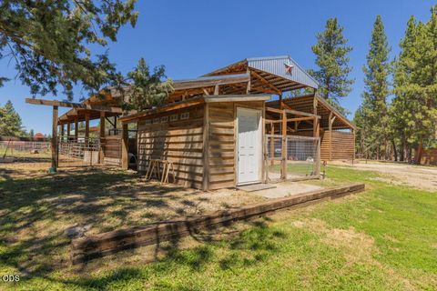 Tiny photo for 23125 Sprague River Road, Sprague River, OR 97639 (MLS # 220224306)