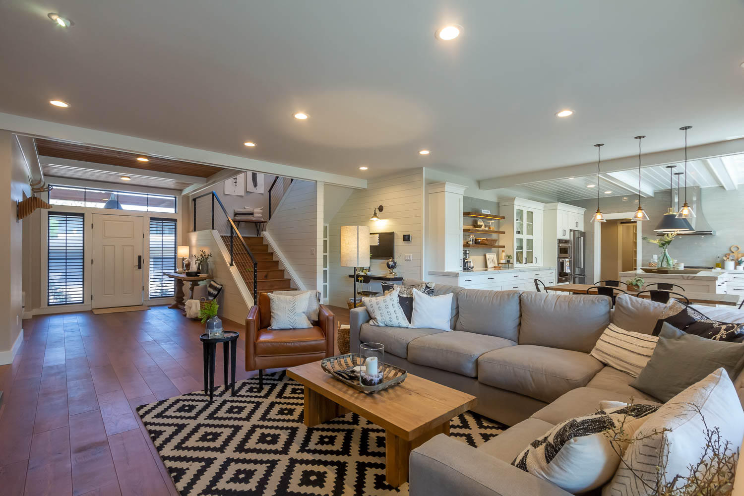 Three Pines - Residential