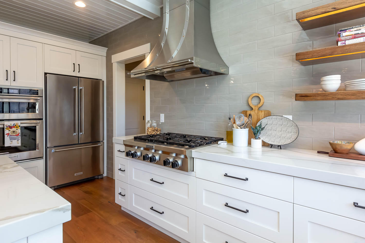 Three Pines - Residential