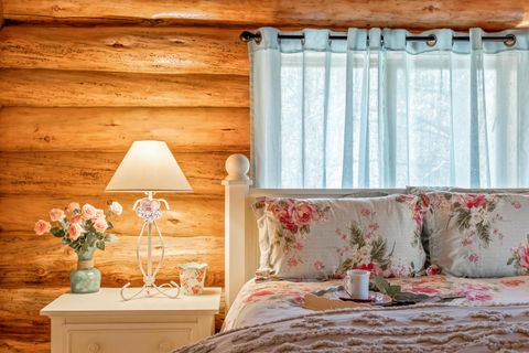 Tiny photo for 16765 Pine Place, La Pine, OR 97739 (MLS # 220221916)