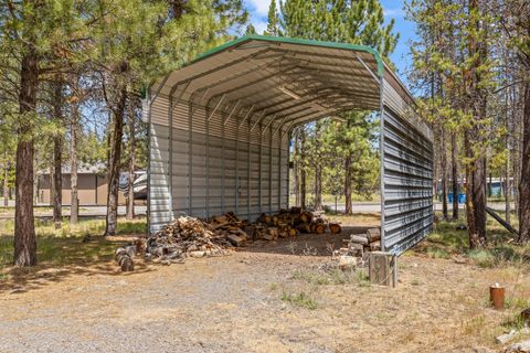Tiny photo for 16765 Pine Place, La Pine, OR 97739 (MLS # 220221916)