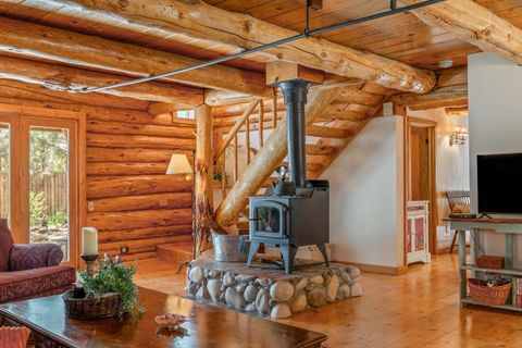 Tiny photo for 16765 Pine Place, La Pine, OR 97739 (MLS # 220221916)