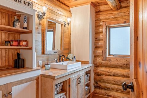 Tiny photo for 16765 Pine Place, La Pine, OR 97739 (MLS # 220221916)
