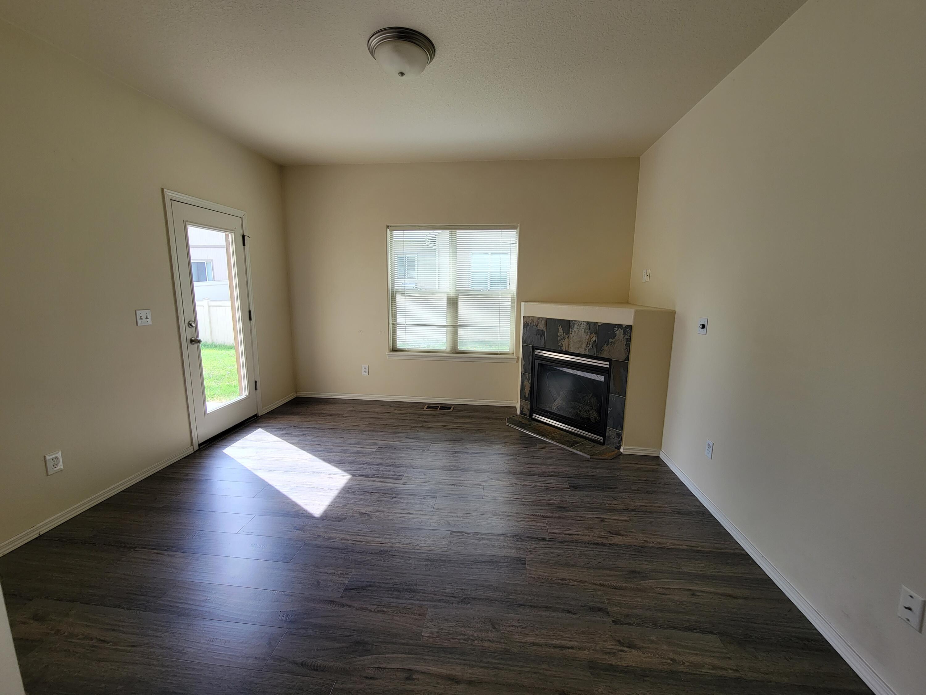 Centennial Glen - Residential