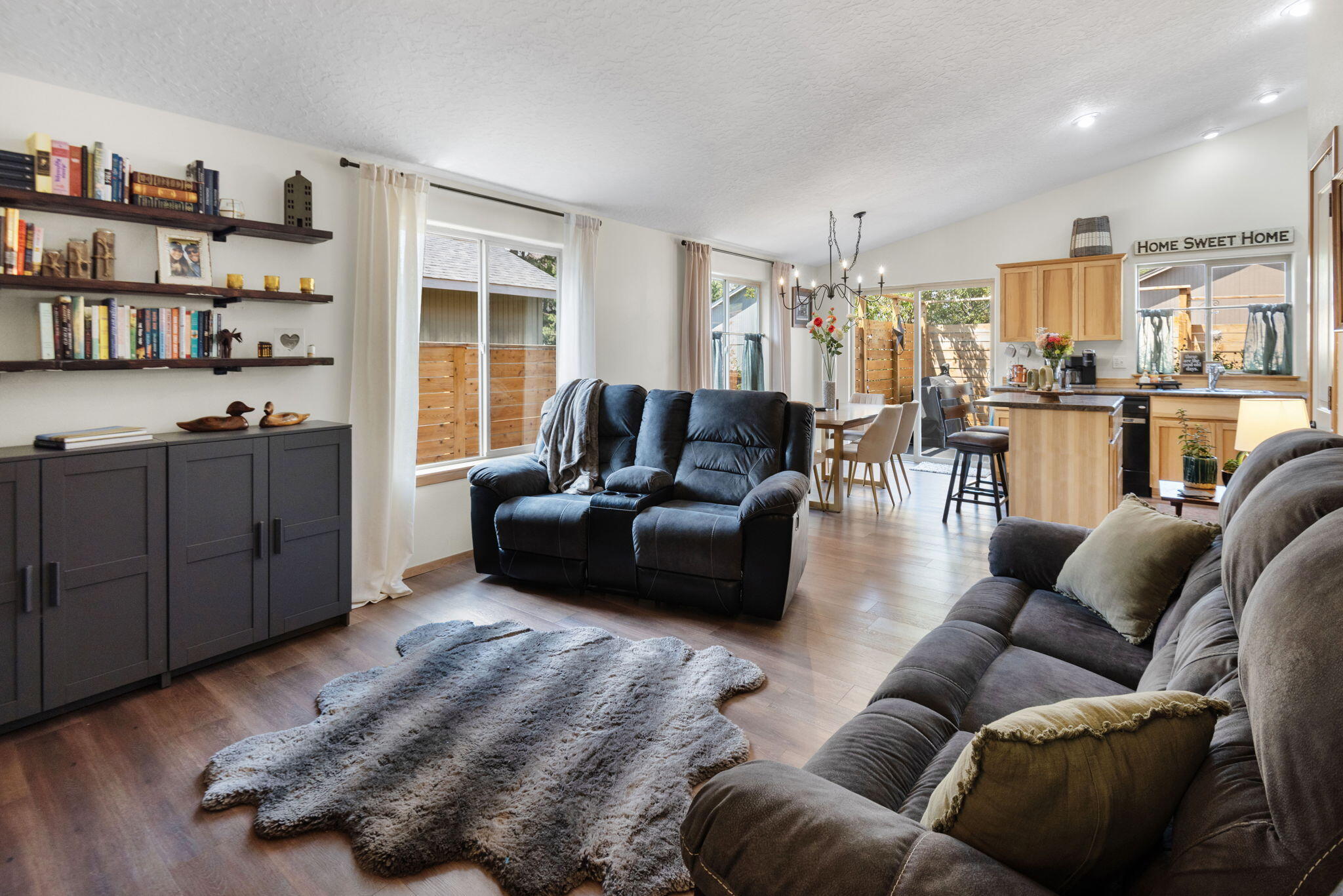 Huntington Meadows - Residential