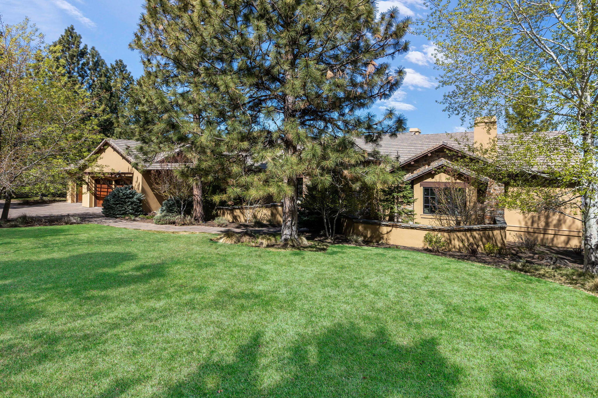 3068 NW Duffy Drive