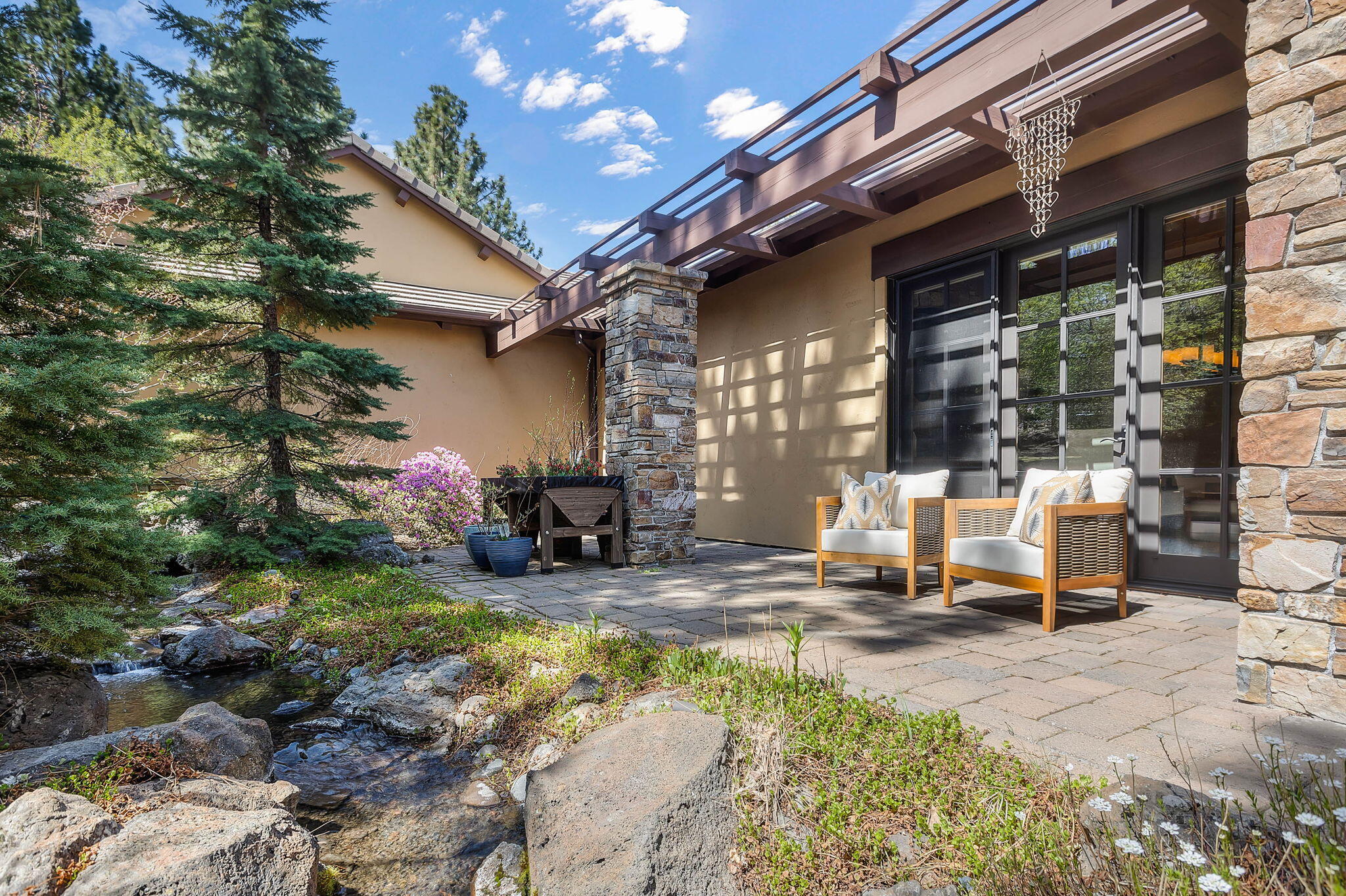 3068 NW Duffy Drive