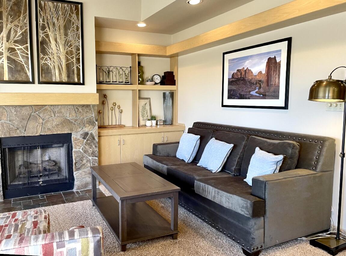 Eagle Crest - Residential