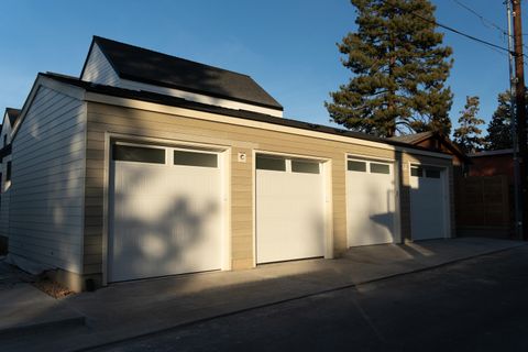 Tiny photo for 639 NE Marshall Avenue, Bend, OR 97701 (MLS # 220212903)