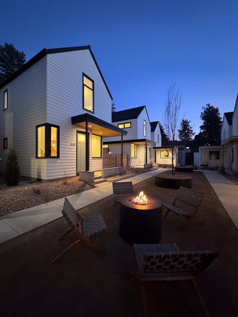 Photo of 639 NE Marshall Avenue, Bend, OR 97701 (MLS # 220212903)