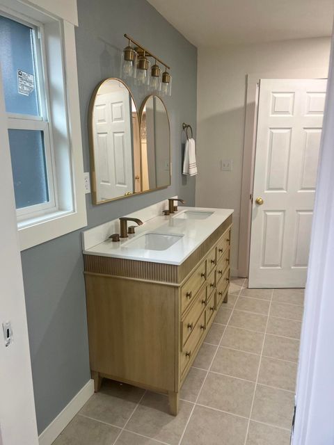 Tiny photo for 191 Dutcher Creek Road, Grants Pass, OR 97527 (MLS # 220213832)