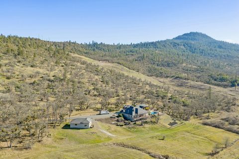 Tiny photo for 4182 N Roxy Drive, Medford, OR 97504 (MLS # 220215071)