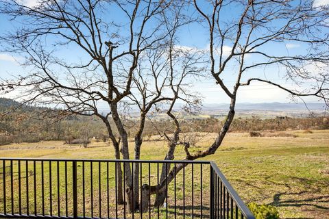 Tiny photo for 4182 N Roxy Drive, Medford, OR 97504 (MLS # 220215071)