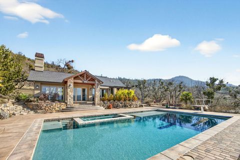 Tiny photo for 4182 N Roxy Drive, Medford, OR 97504 (MLS # 220215071)