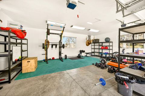 Tiny photo for 4182 N Roxy Drive, Medford, OR 97504 (MLS # 220215071)