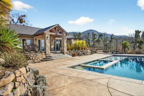 Tiny photo for 4182 N Roxy Drive, Medford, OR 97504 (MLS # 220215071)