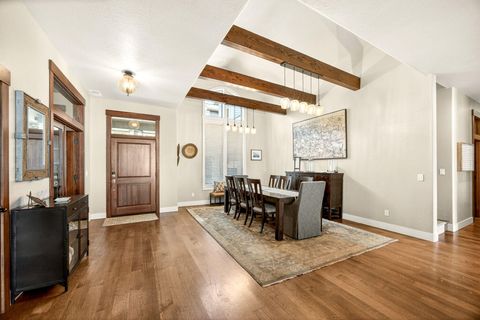 Tiny photo for 4182 N Roxy Drive, Medford, OR 97504 (MLS # 220215071)