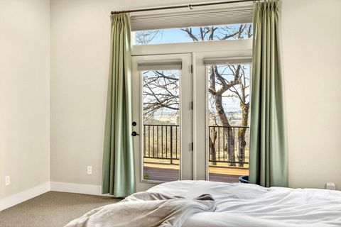 Tiny photo for 4182 N Roxy Drive, Medford, OR 97504 (MLS # 220215071)