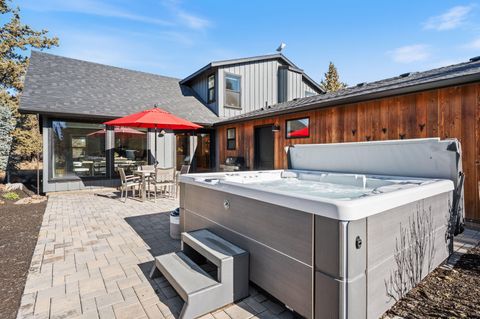 Tiny photo for 18025 Cascade Estates Drive, Bend, OR 97703 (MLS # 220212028)