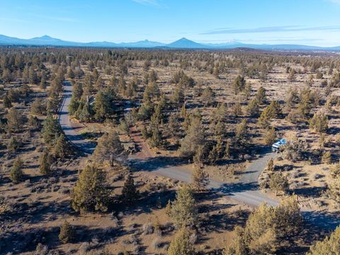 Tiny photo for 18025 Cascade Estates Drive, Bend, OR 97703 (MLS # 220212028)