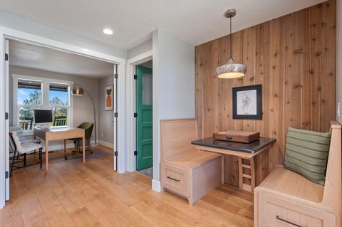 Tiny photo for 18025 Cascade Estates Drive, Bend, OR 97703 (MLS # 220212028)