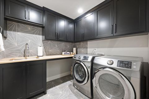 Tiny photo for 18025 Cascade Estates Drive, Bend, OR 97703 (MLS # 220212028)