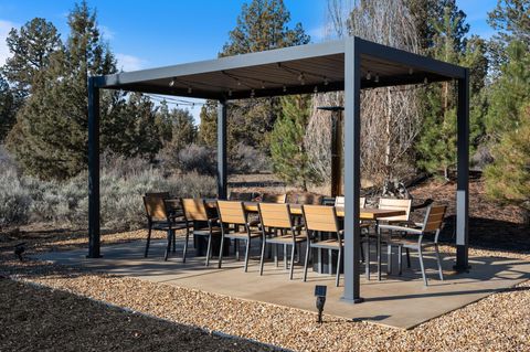 Tiny photo for 18025 Cascade Estates Drive, Bend, OR 97703 (MLS # 220212028)