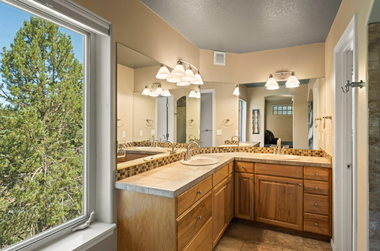 Awbrey Meadows - Residential