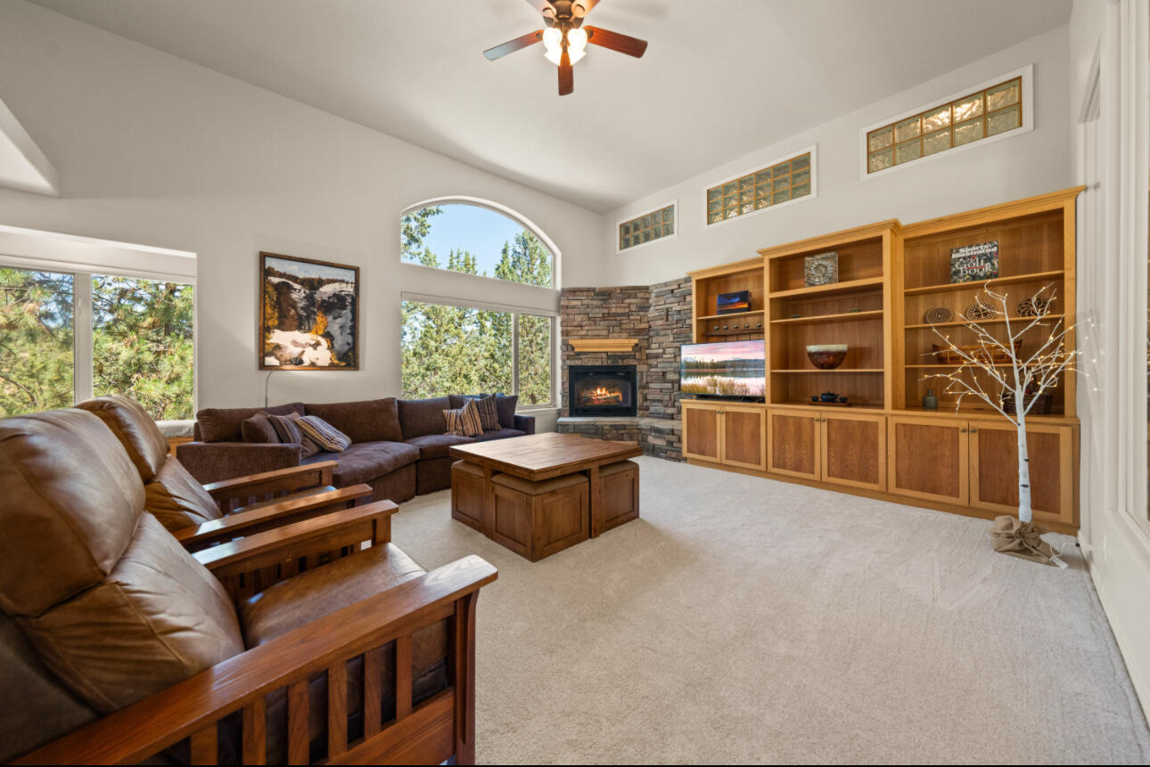 Awbrey Meadows - Residential