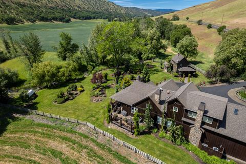 Tiny photo for 6100 Eightmile Road, The Dalles, OR 97058 (MLS # 220220770)