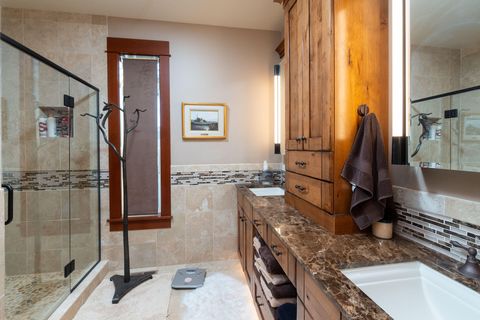 Tiny photo for 6100 Eightmile Road, The Dalles, OR 97058 (MLS # 220220770)