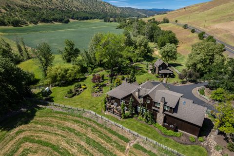 Tiny photo for 6100 Eightmile Road, The Dalles, OR 97058 (MLS # 220220770)