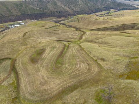 Tiny photo for 6100 Eightmile Road, The Dalles, OR 97058 (MLS # 220220770)
