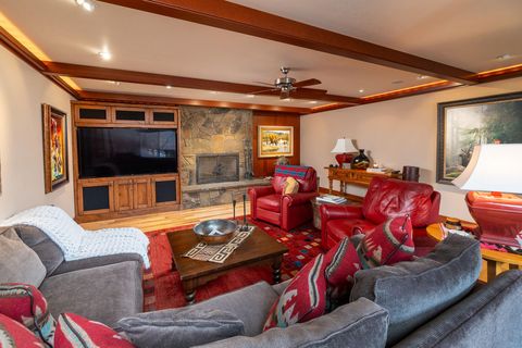 Tiny photo for 6100 Eightmile Road, The Dalles, OR 97058 (MLS # 220220770)