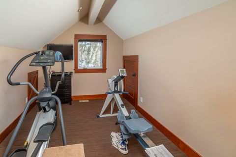 Tiny photo for 6100 Eightmile Road, The Dalles, OR 97058 (MLS # 220220770)