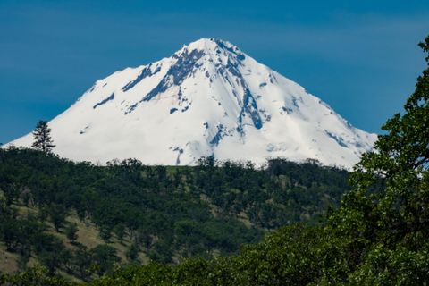 Tiny photo for 6100 Eightmile Road, The Dalles, OR 97058 (MLS # 220220770)