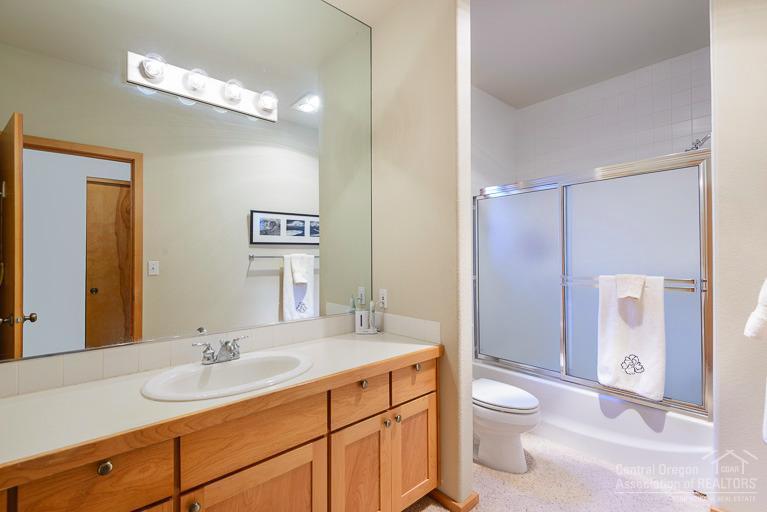 Broken Top - Residential