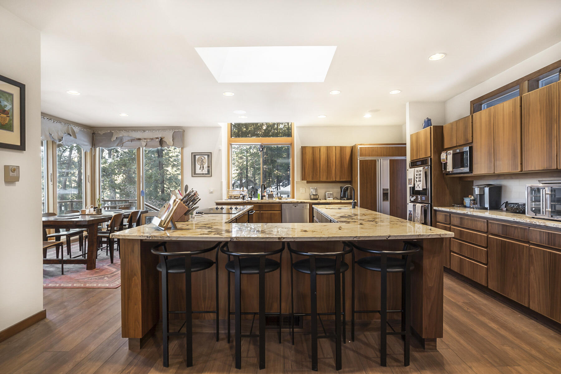 River Bluff Estate - Residential