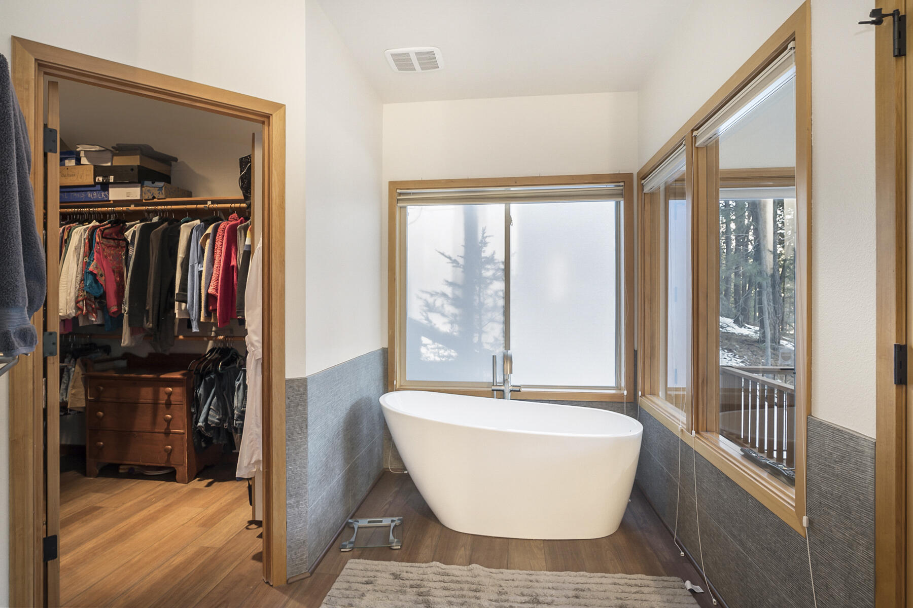 River Bluff Estate - Residential