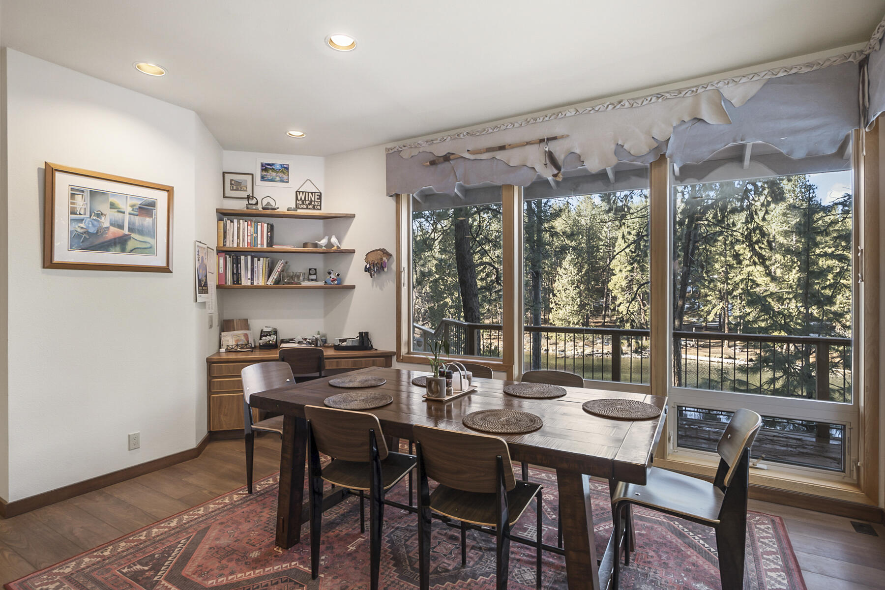 River Bluff Estate - Residential