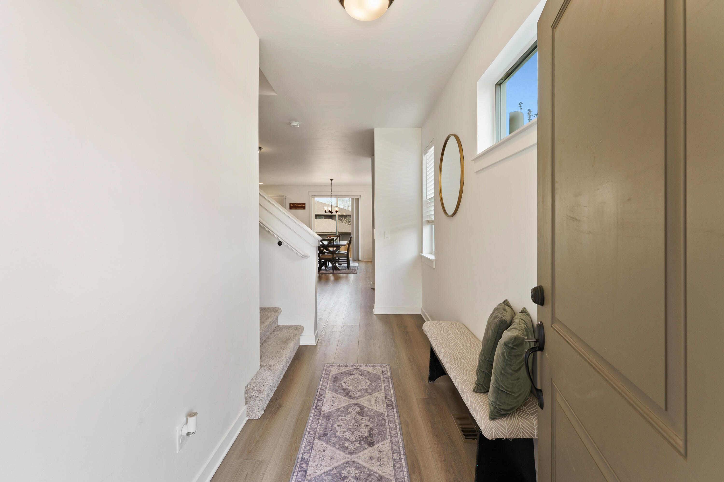 2052 NE Ancestry Court