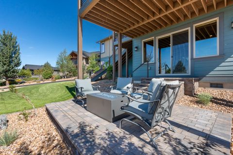 Tiny photo for 10792 Ironstone Court, Redmond, OR 97756 (MLS # 220222613)