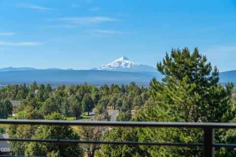 Tiny photo for 10792 Ironstone Court, Redmond, OR 97756 (MLS # 220222613)