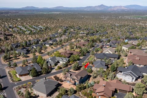 Tiny photo for 10792 Ironstone Court, Redmond, OR 97756 (MLS # 220222613)