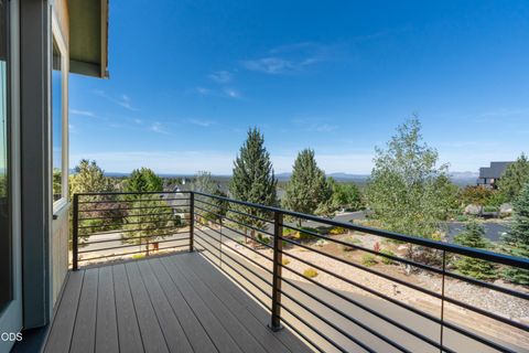 Tiny photo for 10792 Ironstone Court, Redmond, OR 97756 (MLS # 220222613)