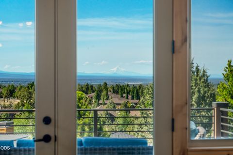 Tiny photo for 10792 Ironstone Court, Redmond, OR 97756 (MLS # 220222613)
