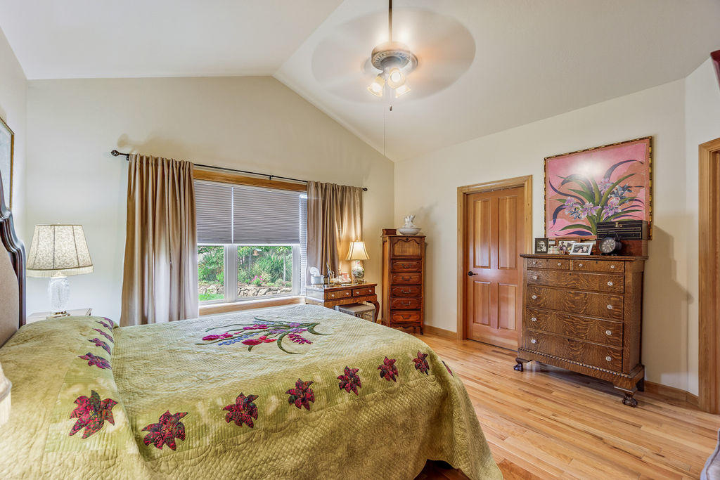 Vineyard View - Residential