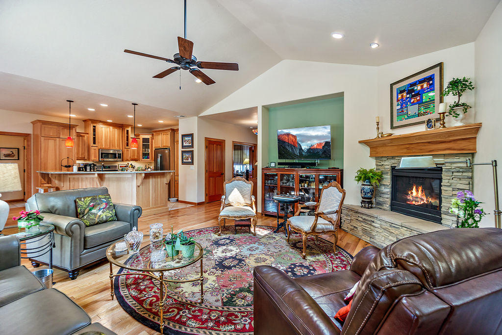 Vineyard View - Residential